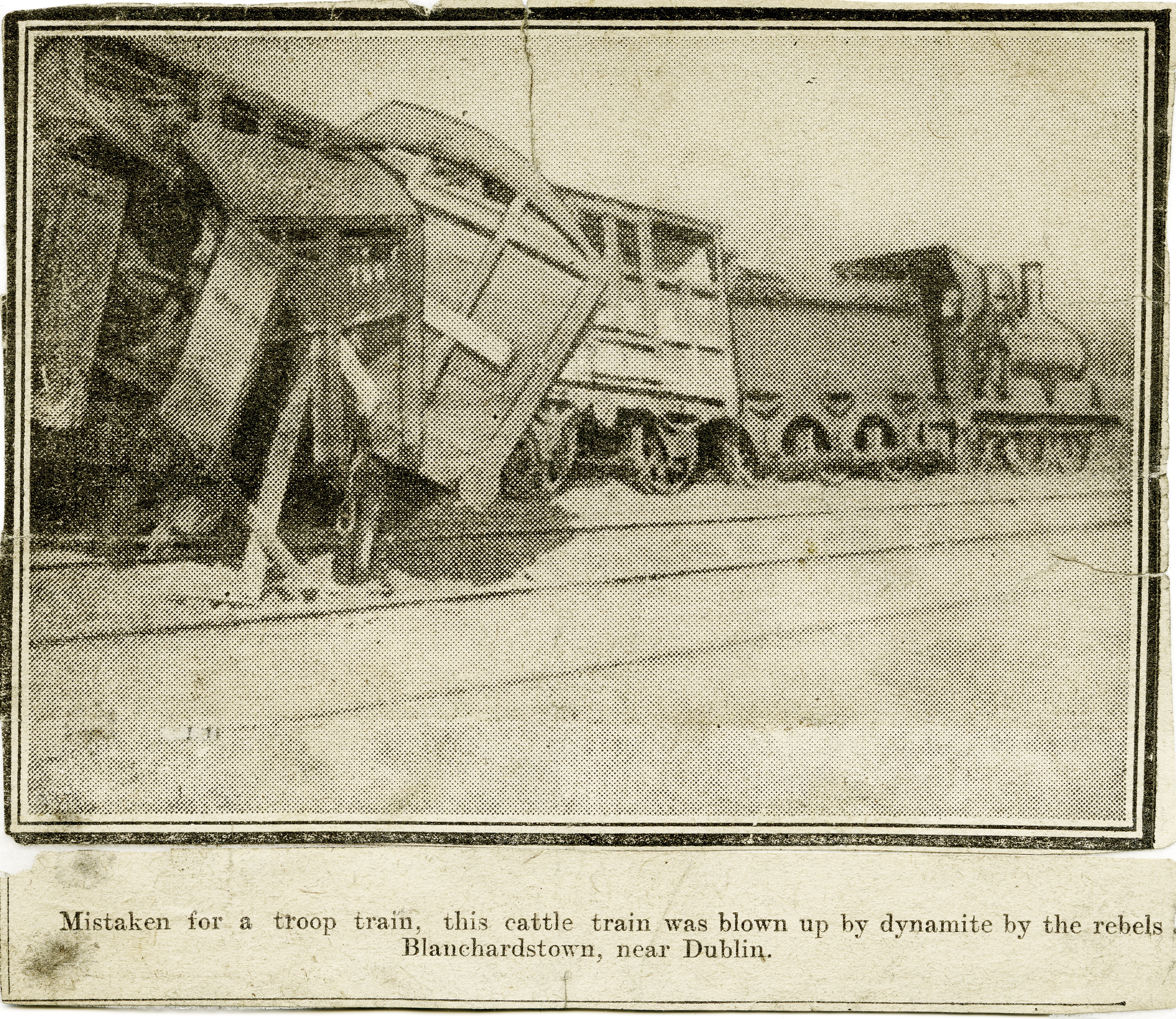 Derailed cattle train, Dublin, 1920-1921