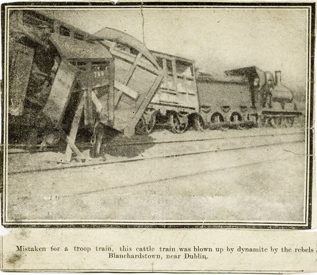 Derailed cattle train, Dublin, 1920-1921