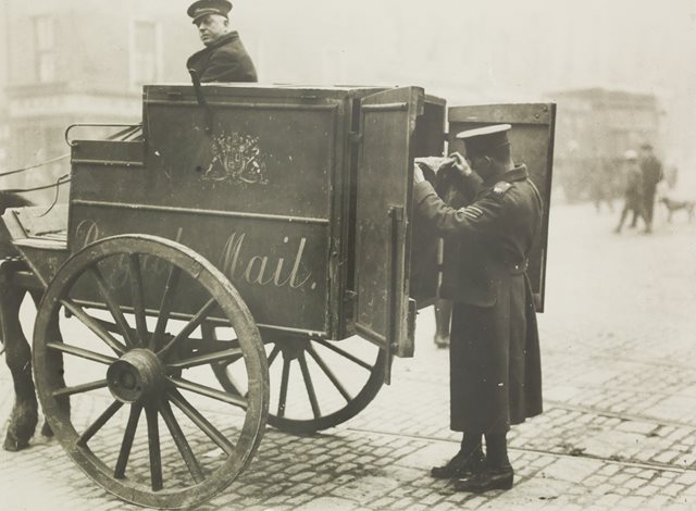 Mail van searched by British authorities, c. 1919-21