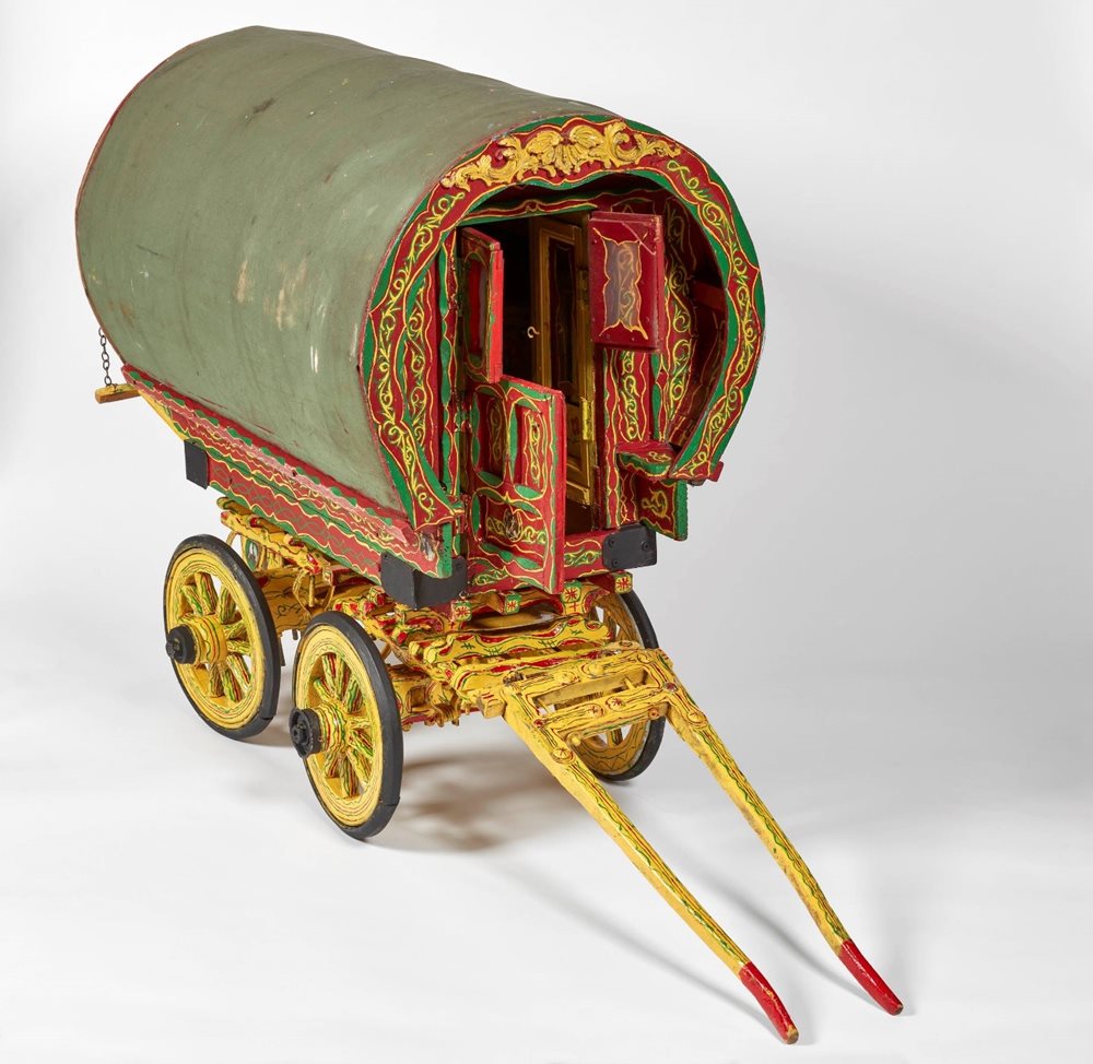 Model barrel top wagon