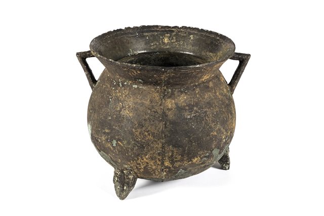 Copper-alloy cauldron