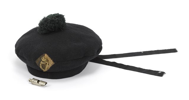 Glengarry cap and whistle, Mountjoy Prison escape, November 1921